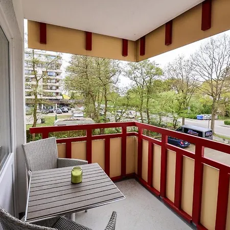 Apartment Terrassenhaus Whg 18 Mit Schwimmbad Cuxhaven