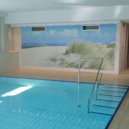 Apartment Terrassenhaus Whg 18 Mit Schwimmbad Cuxhaven
