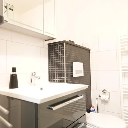 아파트 Terrassenhaus Whg 18 Mit Schwimmbad 쿡스하펜